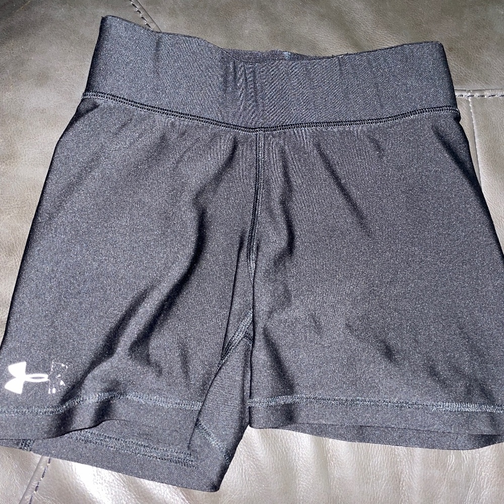 Women's Under Armour Mid-Rise Compression Shorts